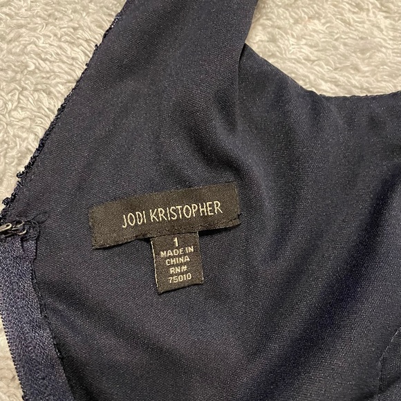 Navy blue lace formal dress with cutouts Size 1 - Picture 10 of 10